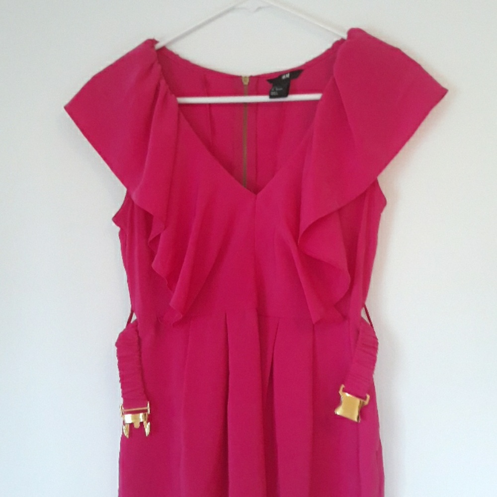 Pink dress - Picture 5 of 6